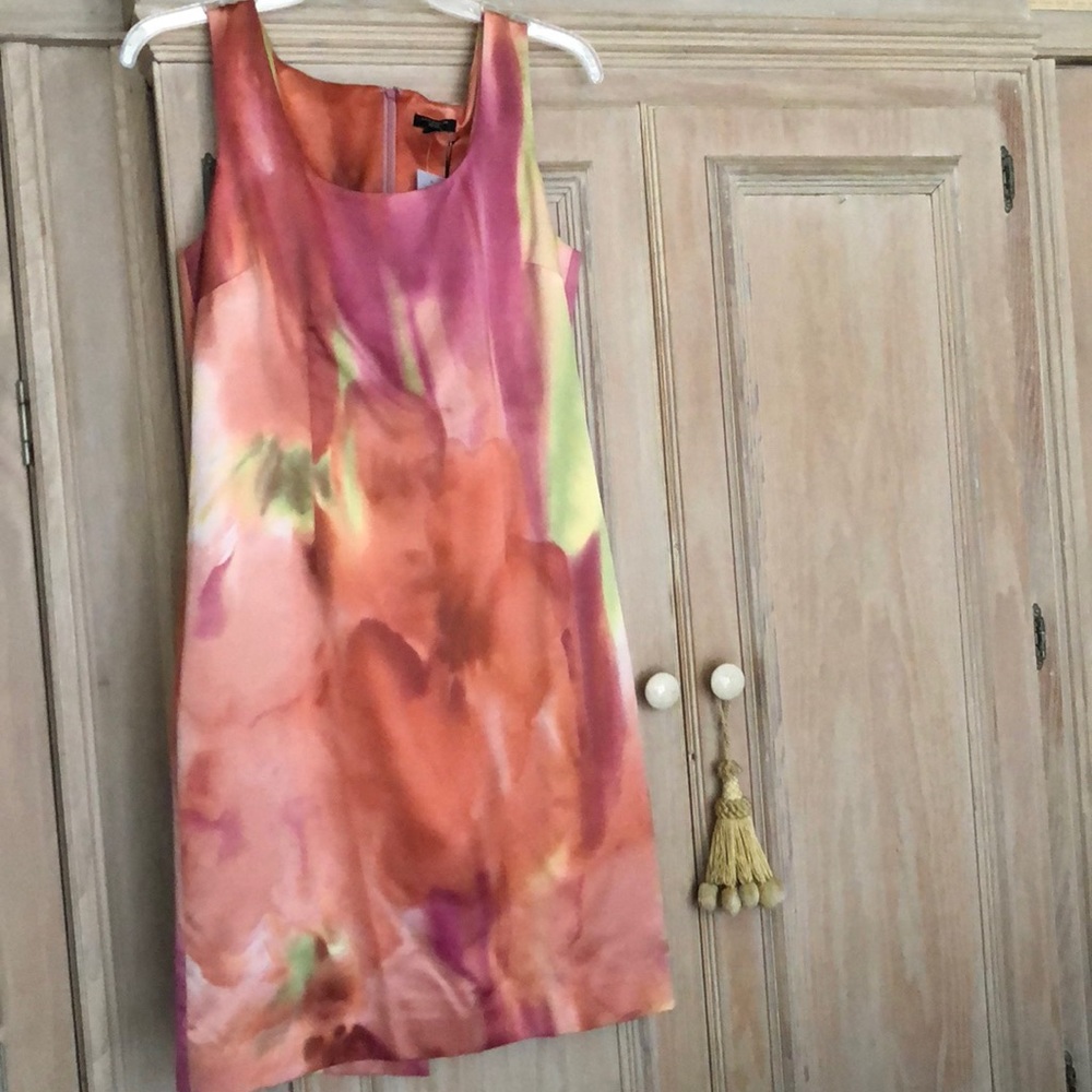 Sleeveless, sheath dress